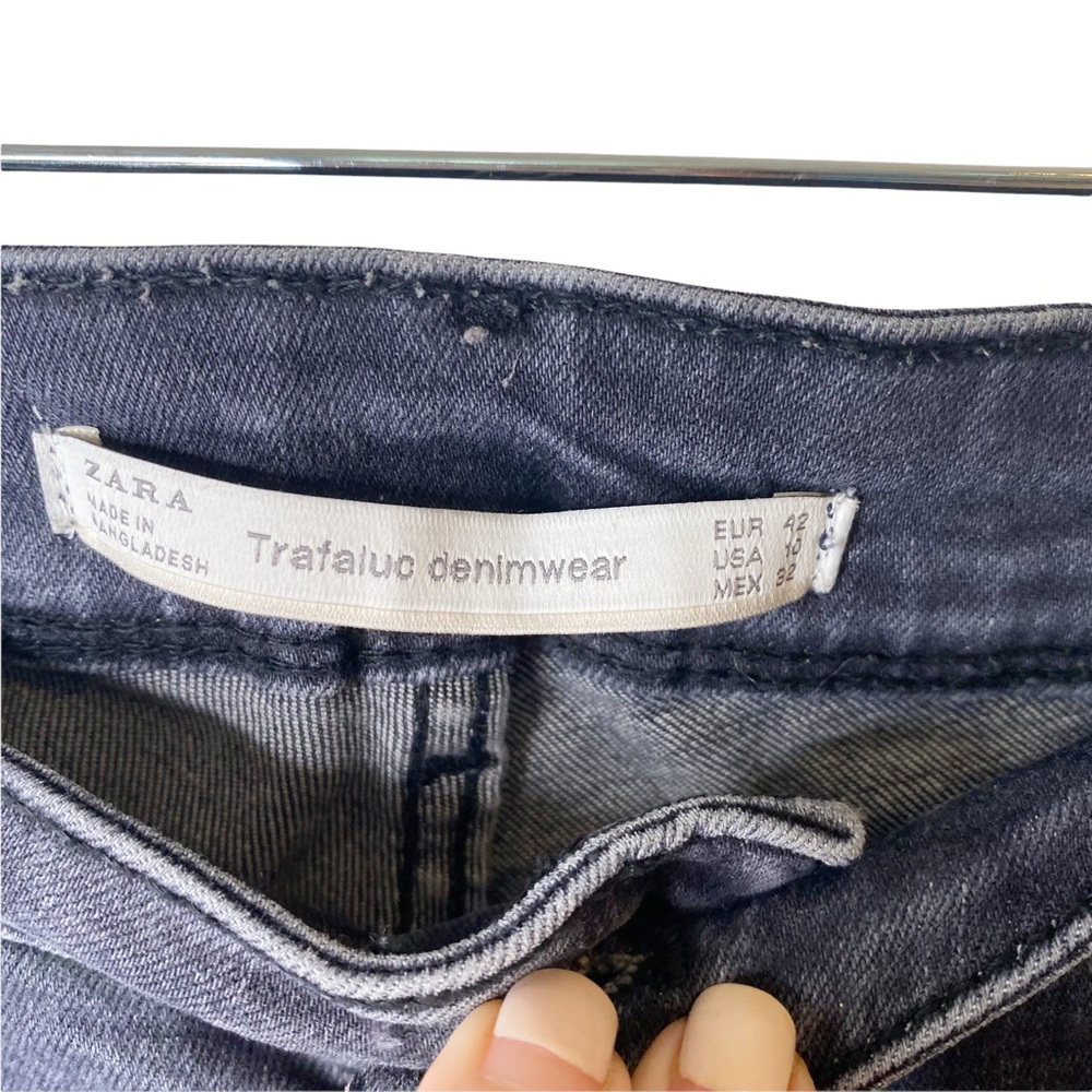 Zara Trafaluc Denimwear Black Grey Distressed Stretch Jeans Raw Hem Size 10 - Picture 8 of 8